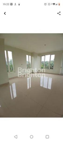 image CLASTER MEWAH 3 LT SCARLET  DE CASSABLANCA (4)