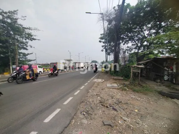 image TANAH PINGGIR JALAN RAYA JAKARTA-BEKASI UJUNG MENTENG CAKUNG JAKARTA TIMUR STRATEGIS (5)