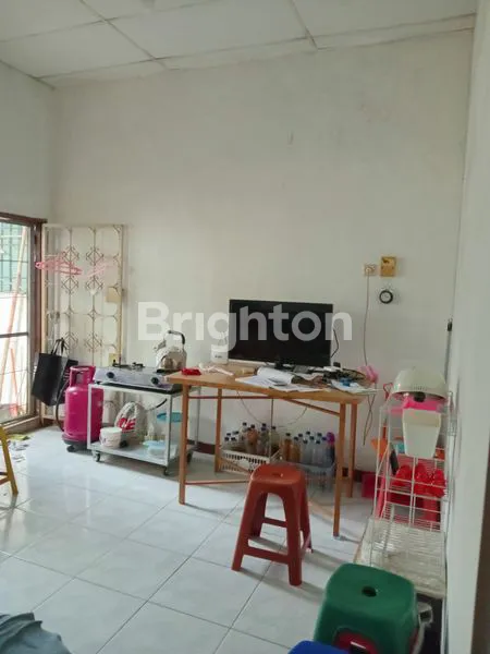 image HUNIAN BARU RENOVASI DI ANGKE, 3 LANTAI, 4 KT (5)