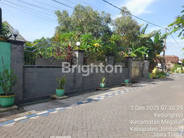 image RUMAH MEWAH SIAP HUNI DI MEGALUH JOMBANG (4)