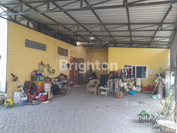 image RUMAH MEWAH SIAP HUNI DI MEGALUH JOMBANG (2)