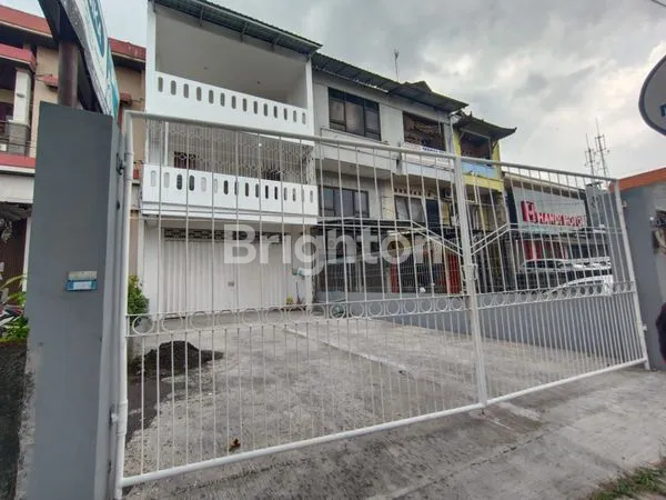 image DISEWAKAN RUKO LANTAI 3 BERLOKASI DIPINGGIR JALAN UTAMA DEKAT LIVING WORLD  (3)