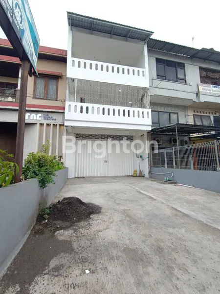 image DISEWAKAN RUKO LANTAI 3 BERLOKASI DIPINGGIR JALAN UTAMA DEKAT LIVING WORLD  (1)