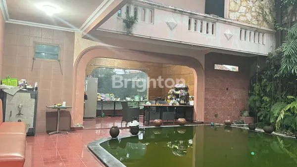 image RUMAH EX. INDOMARET DI BLIMBING (2)