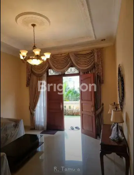 image RUMAH  2 LANTAI POSISI HOOK DUREN SAWIT, JAKARTA TIMUR (5)