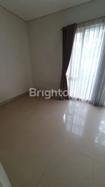 image RUMAH JUAL CEPAT, OWNER BU, DI GRAND TARUMA KARAWANG (2)
