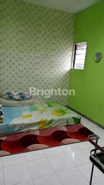image RUMAH 2 LANTAI POSISI HOOK DEKAT NUSUKAN COCOK BUAT KOS (4)