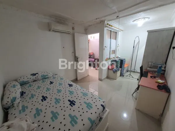 image RUMAH CENGKARENG INDAH LEBAR 9 SEMI FURNISH SIAP HUNI , NEGO (3)