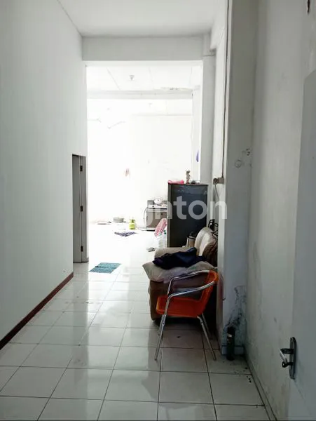 image RUKO DIJUAL DI PINGGIR JALAN UTAMA DEKAT TA TV SOLO (5)