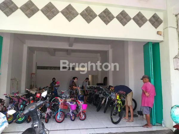 image RUKO DIJUAL DI PINGGIR JALAN UTAMA DEKAT TA TV SOLO (7)