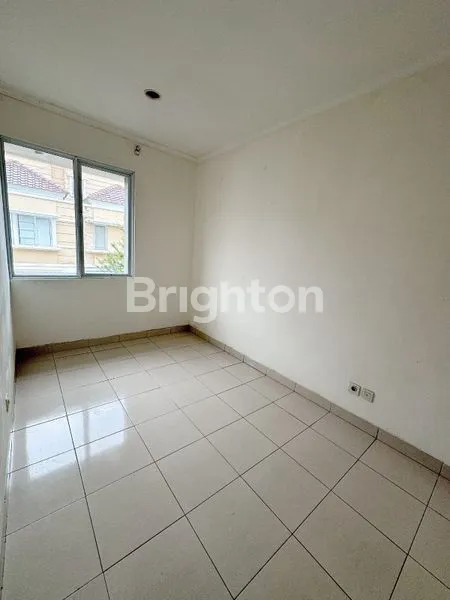 image DIJUAL RUMAH 2 LANTAI GADING SERPONG ~ CLUSTER AMARILLO VILAGE (6)