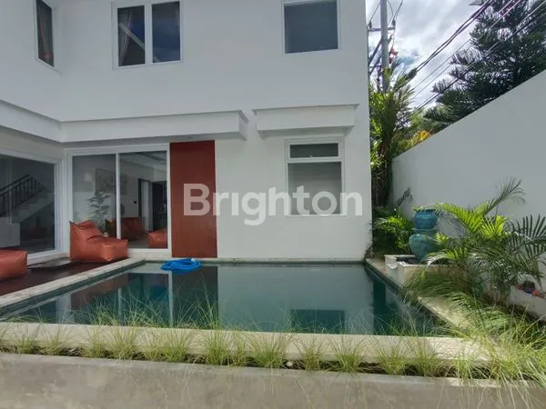 image VILLA 2LT PRIVATE POOL DEKAT PANTAI SANUR (1)