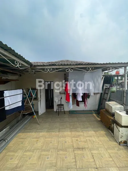 image MURAH !! DIJUAL RUMAH PLUS TOKO DI DAERAH SERPONG AKSESNYA DKT DENGAN STASIUN RW BUNTU DAN LOKASI COCOK UNTUK PELUANG USAHA LANGSUNG JALAN (6)