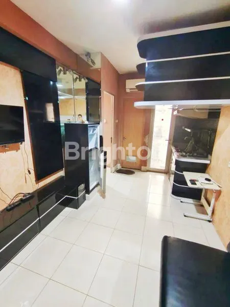 image APARTEMEN GUNAWANGSA MANYAR 2BR HOOK FULL FURNISHED DEKAT ITS / MERR / KERTAJAYA (1)