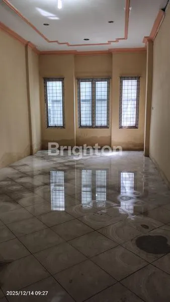 image RUKO STRATEGIS DI JL. RADIN INTAN, DEKAT BUNDARAN GAJAH (4)