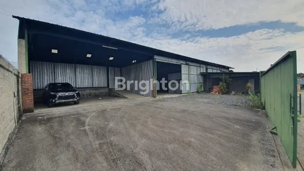 image GUDANG STRATEGIS LT 700 M², LOKASI PERDAGANGAN (5)