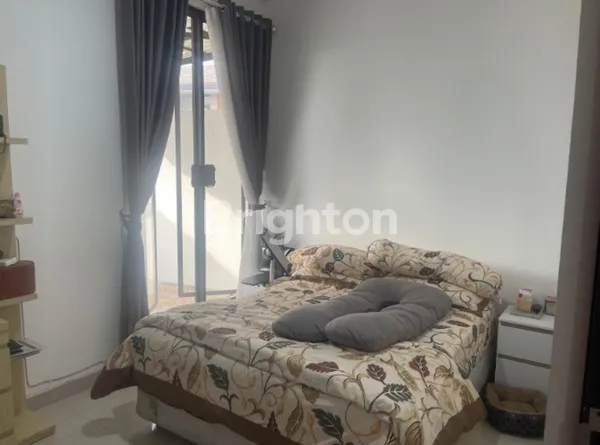 image DIJUAL RUMAH MINIMALIS TENGGILIS MEJOYO, BAGUS TERAWAT, DEKAT KAMPUS UBAYA, DEKAT KENDANGSARI JEMURSARI PRAPEN  (4)