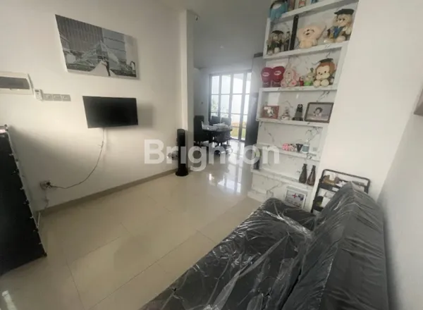 image DIJUAL RUMAH MINIMALIS TENGGILIS MEJOYO, BAGUS TERAWAT, DEKAT KAMPUS UBAYA, DEKAT KENDANGSARI JEMURSARI PRAPEN  (5)