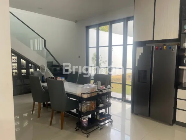 image DIJUAL RUMAH MINIMALIS TENGGILIS MEJOYO, BAGUS TERAWAT, DEKAT KAMPUS UBAYA, DEKAT KENDANGSARI JEMURSARI PRAPEN  (6)