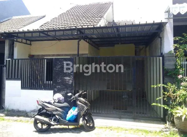 image RUMAH 1 LANTAI SIAP HUNI DI PESONA ALAM GUNUNG ANYAR, BEBAS BANJIR, LOKASI STRATEGIS, SELANGKAH KE RAYA MERR & POLTEK PELAYARAN, 5 MENIT KE KAMPUS UPN (NON FURNISHED) (1)