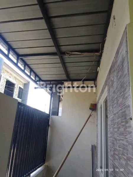 image RUMAH 1 LANTAI SIAP HUNI DI PESONA ALAM GUNUNG ANYAR, BEBAS BANJIR, LOKASI STRATEGIS, SELANGKAH KE RAYA MERR & POLTEK PELAYARAN, 5 MENIT KE KAMPUS UPN (NON FURNISHED) (3)