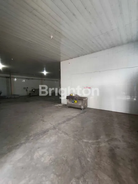 image GUDANG LUAS 1220M² TENGAH KOTA COCOK UNTUK PADEL (8)