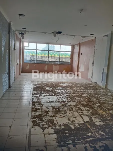 image RUKO 3 LANTAI STRATEGIS DI CIPULIR, LT 110M² (6)