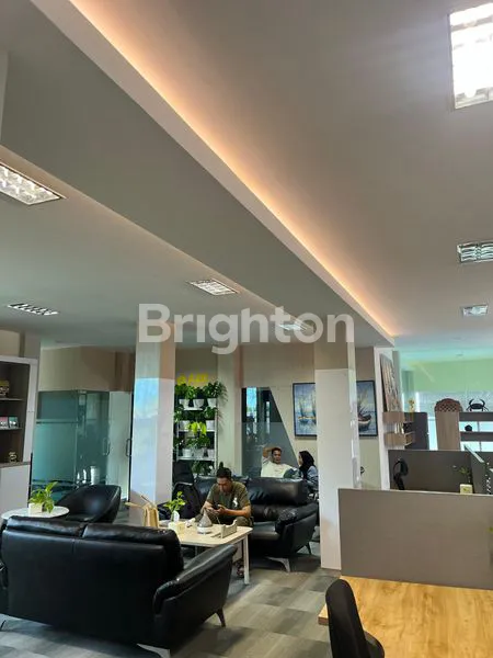 image BANGUNAN COCOK UNTUK CAFE ATAU KANTOR DI DAERAH KILO (3)