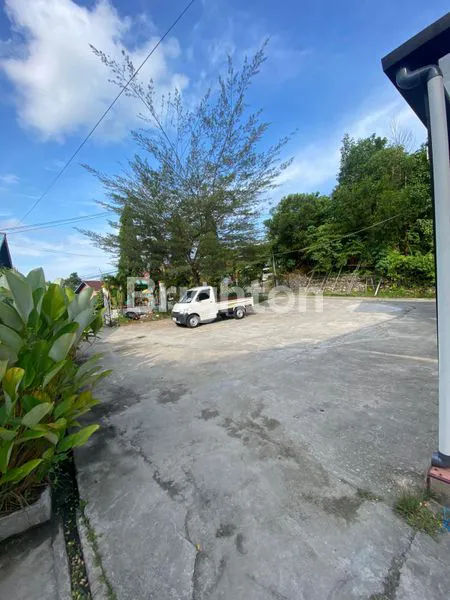 image BANGUNAN COCOK UNTUK CAFE ATAU KANTOR DI DAERAH KILO (6)