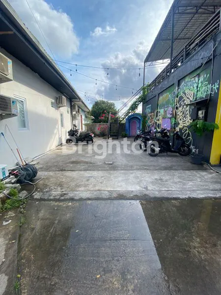 image BANGUNAN COCOK UNTUK CAFE ATAU KANTOR DI DAERAH KILO (5)