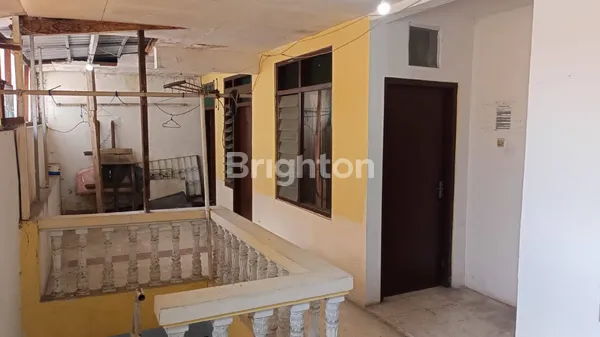 image RUMAH LAMA RUNGKUT ASRI STRATEGIS SELANGKAH MERR (3)