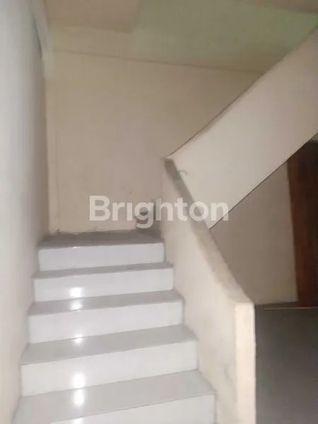 image RUKO 3 LANTAI DI LOKASI STRATEGIS DI PEKANBARU  (2)