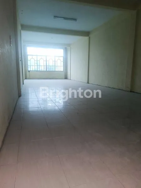 image RUKO 3 LANTAI DI LOKASI STRATEGIS DI PEKANBARU  (3)