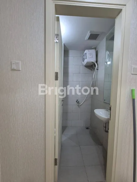 image APARTEMEN ANDERSON LANTAI 27 FULL FURNISH PAKUWON INDAH SURABAYA BARAT  (4)