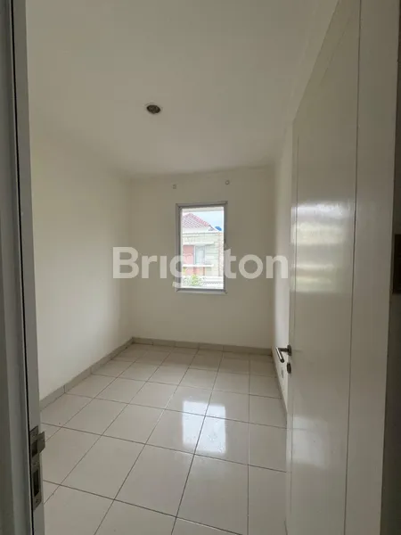 image AMARILLO VILLAGE, GADING SERPONG, SANGAT STRATEGIS, 2 LANTAI, NEGO!! (7)