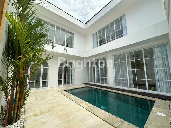 image DI SEWAKAN VILLA BARU 3 BR DI CANGGU AREA (1)