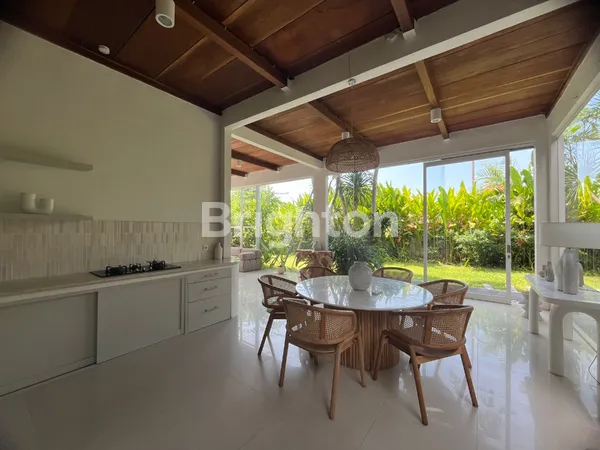 image FOR RENT – MODERN TROPICAL VILLA IN PERERENAN  (3)