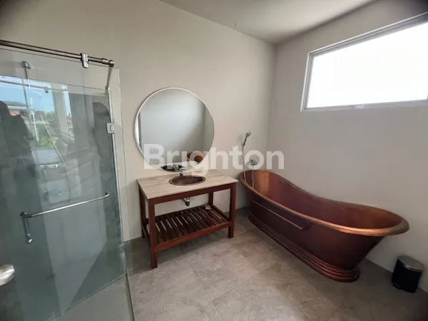 image FOR RENT – MODERN TROPICAL VILLA IN PERERENAN  (4)