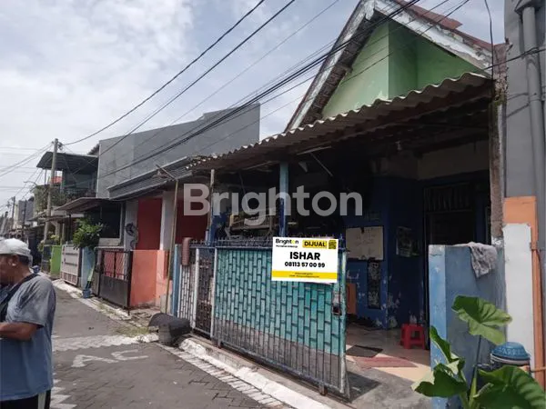 image RUMAH BAWAH 400 JT DI WAGE  (2)