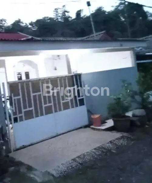 image RUMAH STRATEGIS DEKAT TOL  DI PERUMAHAN SETU SARI CILEUNGSI BOGOR (2)