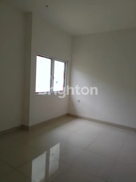 image RUMAH STRATEGIS GREEN GARDEN, 5 KT DEKAT RS & MALL (2)