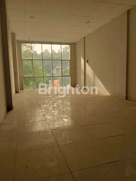 image RUKO 3 LANTAI SIAP HUNI ATAS ROOFTOP PINGGIR JALAN DR.WAHIDIN SEMARANG (4)