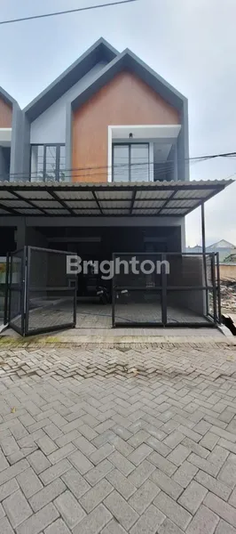 image MANYAR BARU GRESS 2LT ROW JALAN 3MBL DKT KLAMPIS SEMOLOWARU NGINDEN  (1)