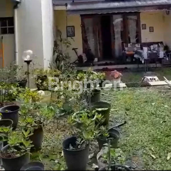 image HUNIAN EKSKLUSIF DI BUMI SARIWANGI, 5 KAMAR & HALAMAN LUAS (4)