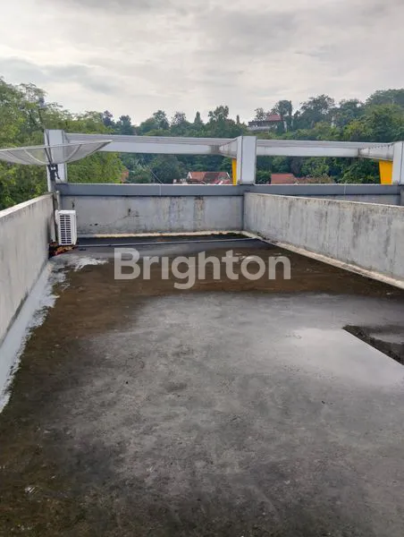 image RUKO 3 LANTAI SIAP HUNI ATAS ROOFTOP DI PINGGIR JALAN DR WAHIDIN SEMARANG (2)