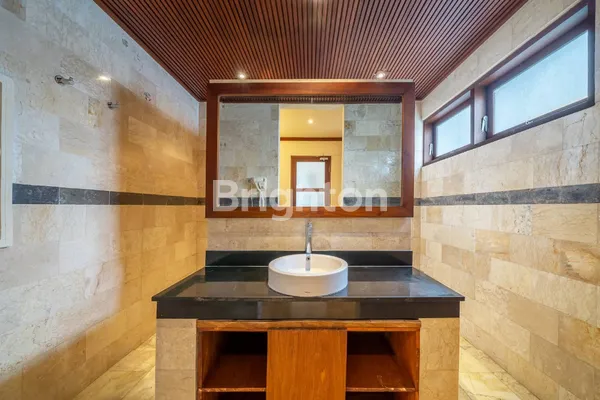 image DIJUAL VILLA UMALAS - BADUNG (7)