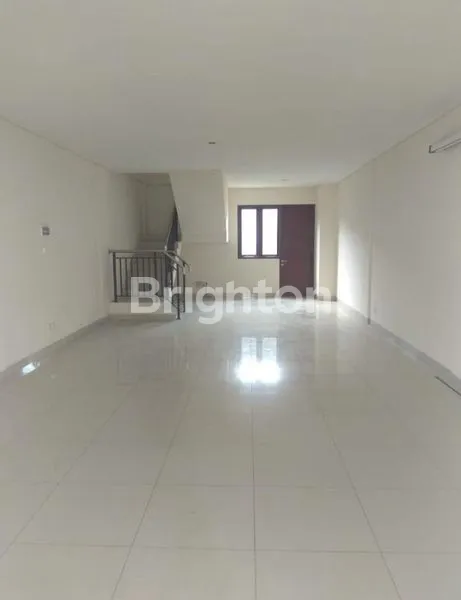 image RUKO GANDENG 4 STRATEGIS SIAP PAKAI BUAH BATU SQUARE, BANDUNG (3)