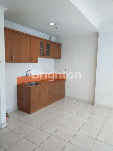 image DISEWAKAN APARTEMEN KELAPA GADING SQUARE (1)