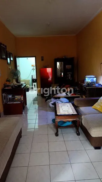 image RUMAH SHM RUNGKUT 10×20 | 50M RAYA MERR – LOKASI EMAS (2)