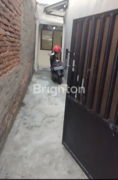 RUMAH STRATEGIS DI JANTUNG KOTA JAKARTA, SHM, BEBAS BANJIR